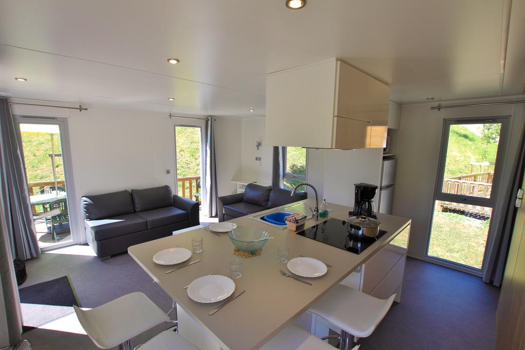 Camping Lou Gourdan Hotel Puget-Théniers Buitenkant foto